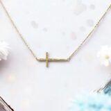 Arany Láncok 14 karátos Sárga arany lánc fektetett kereszttel (Nr.33) webshop