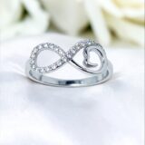 Arany Gyűrűk 14 karátos Gyűrű Végtelen jeles fehér arany (Nr.61) webshop