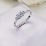 Arany Gyűrűk 14 karátos Gyűrű fehér arany négyzetes 3 (Nr.55) webshop Arany Gyűrűk 14 karátos Gyűrű fehér arany négyzetes 3 (Nr.55) webshop