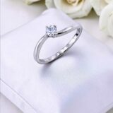 Arany Gyűrűk 14 karátos Gyűrű fehér arany hullámos 1 köves (Nr.40) webshop