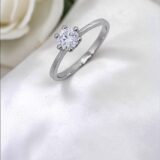 Arany Gyűrűk 14 karátos Gyűrű fehér arany soliter fazon (Nr.19) webshop Arany Gyűrűk 14 karátos Gyűrű fehér arany soliter fazon (Nr.19) webshop