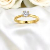 Arany Gyűrűk 14 karátos Gyűrű sárga arany 4 karmos soliter (Nr.30) webshop Arany Gyűrűk 14 karátos Gyűrű sárga arany 4 karmos soliter (Nr.30) webshop