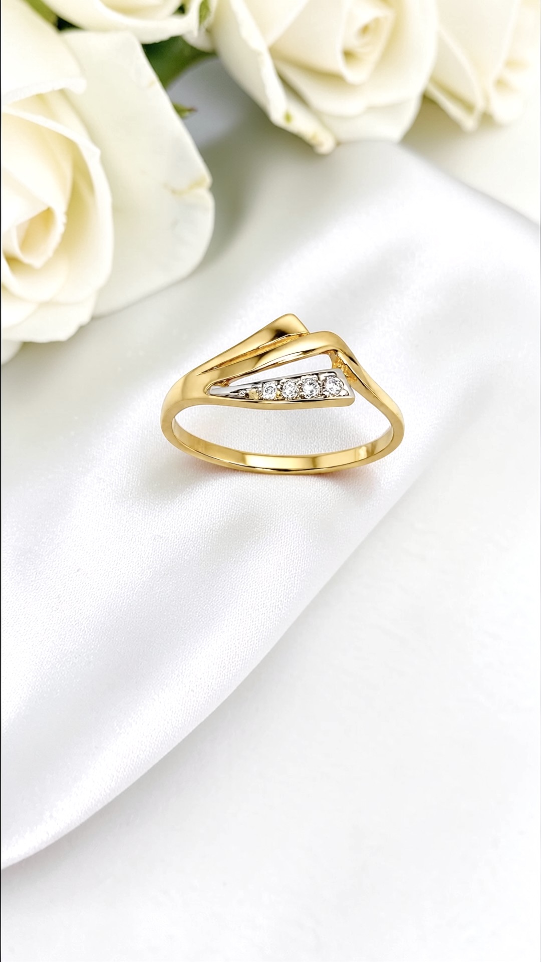 Arany Gyűrűk 14 karátos Gyűrű sárga arany cirkónia kövekkel (Nr.26) webshop Gyűrű sárga arany cirkónia kövekkel (Nr.26)